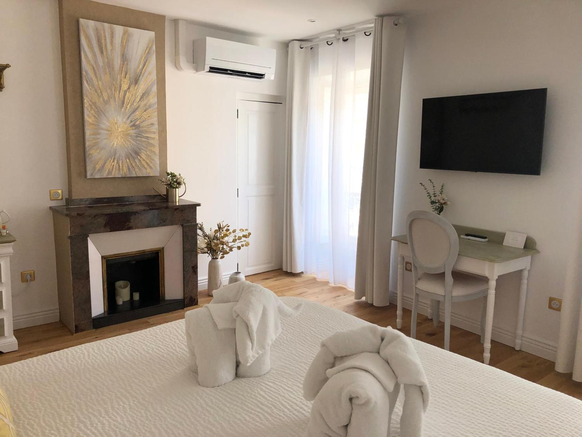 Le Coeur De La Bastide - Adult Only Bed & Breakfast Carcassonne Ngoại thất bức ảnh