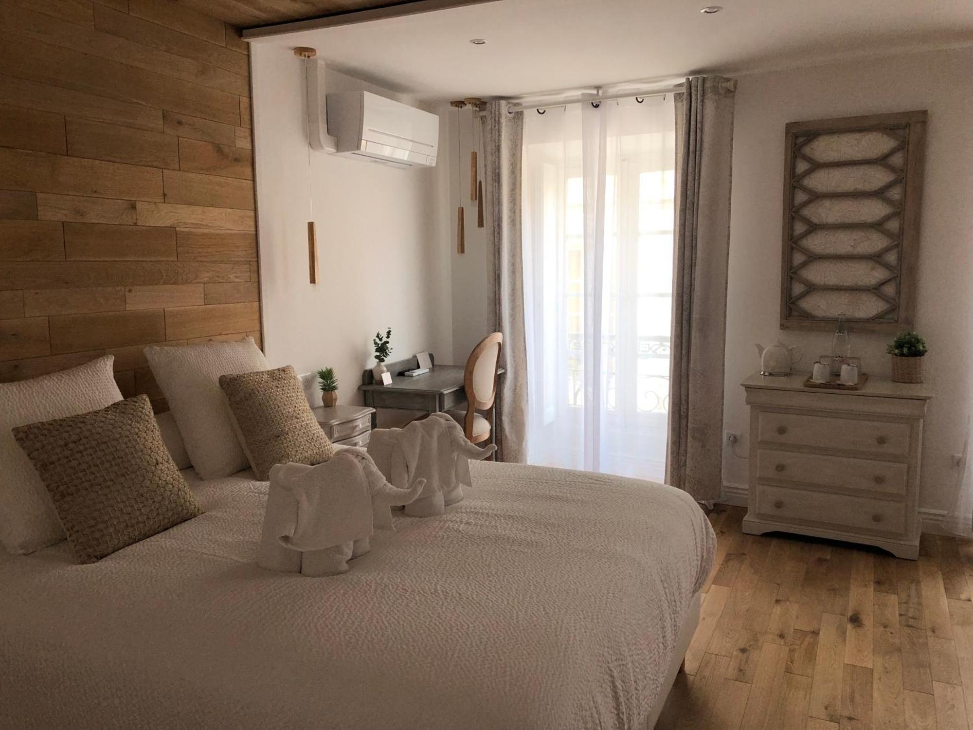 Le Coeur De La Bastide - Adult Only Bed & Breakfast Carcassonne Ngoại thất bức ảnh